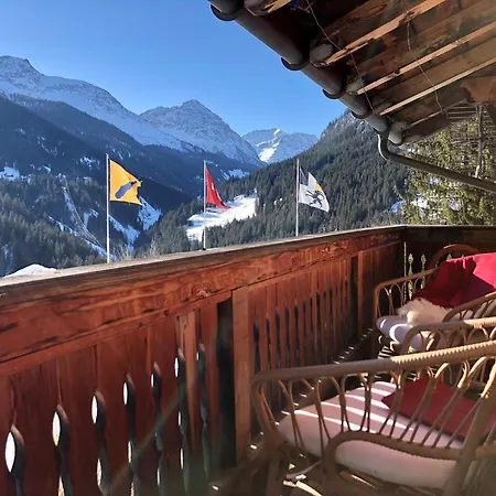Arosa - Zur Alleinnutzung Fuer 6 Personen, Urig Und Sonnig Casa de Férias Langwies